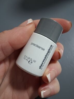 🎀3 For $15 Or 5 For $25 Dermalogica Precleanse Mini